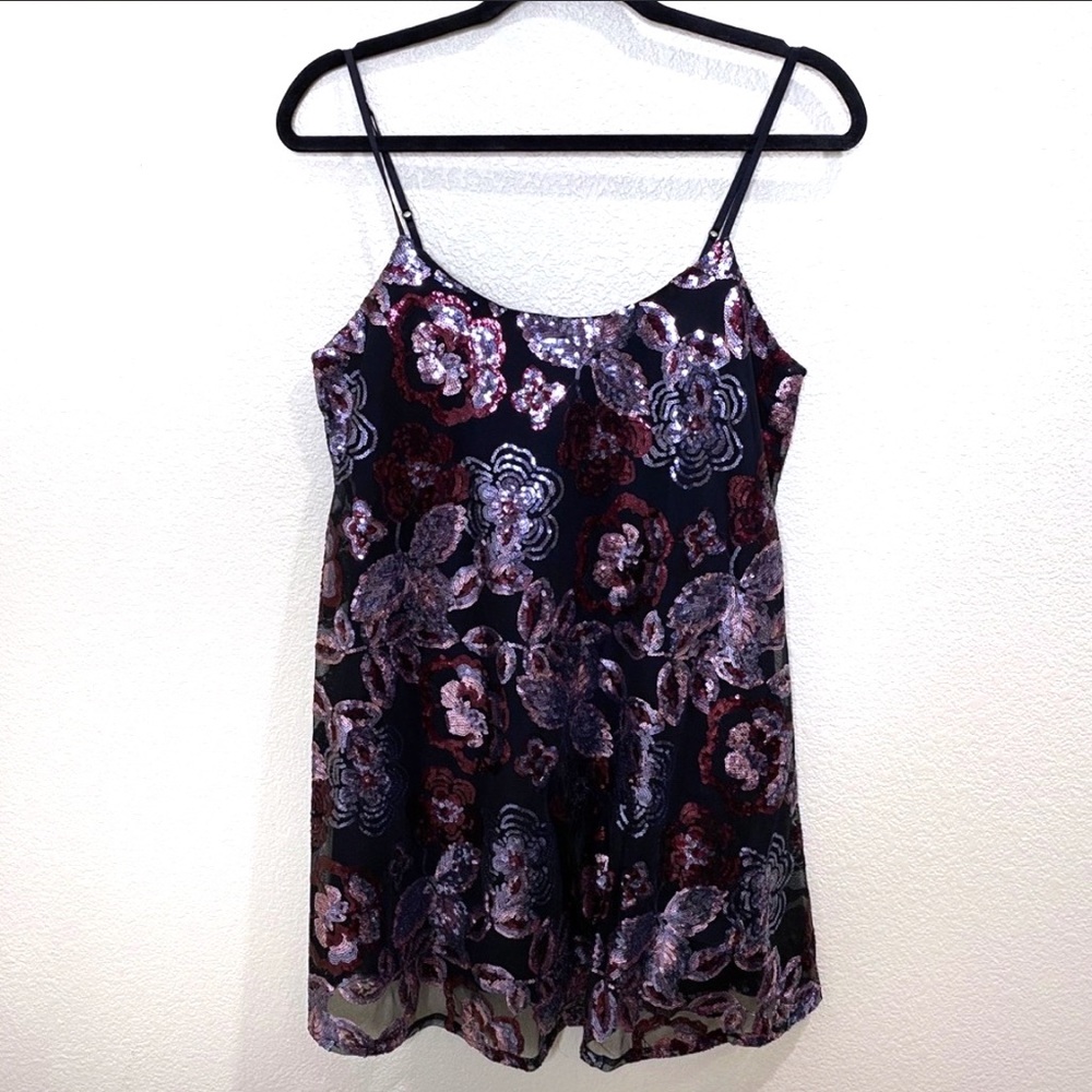 Emerald Sundae Sequin Mini Dress Black Size Medium